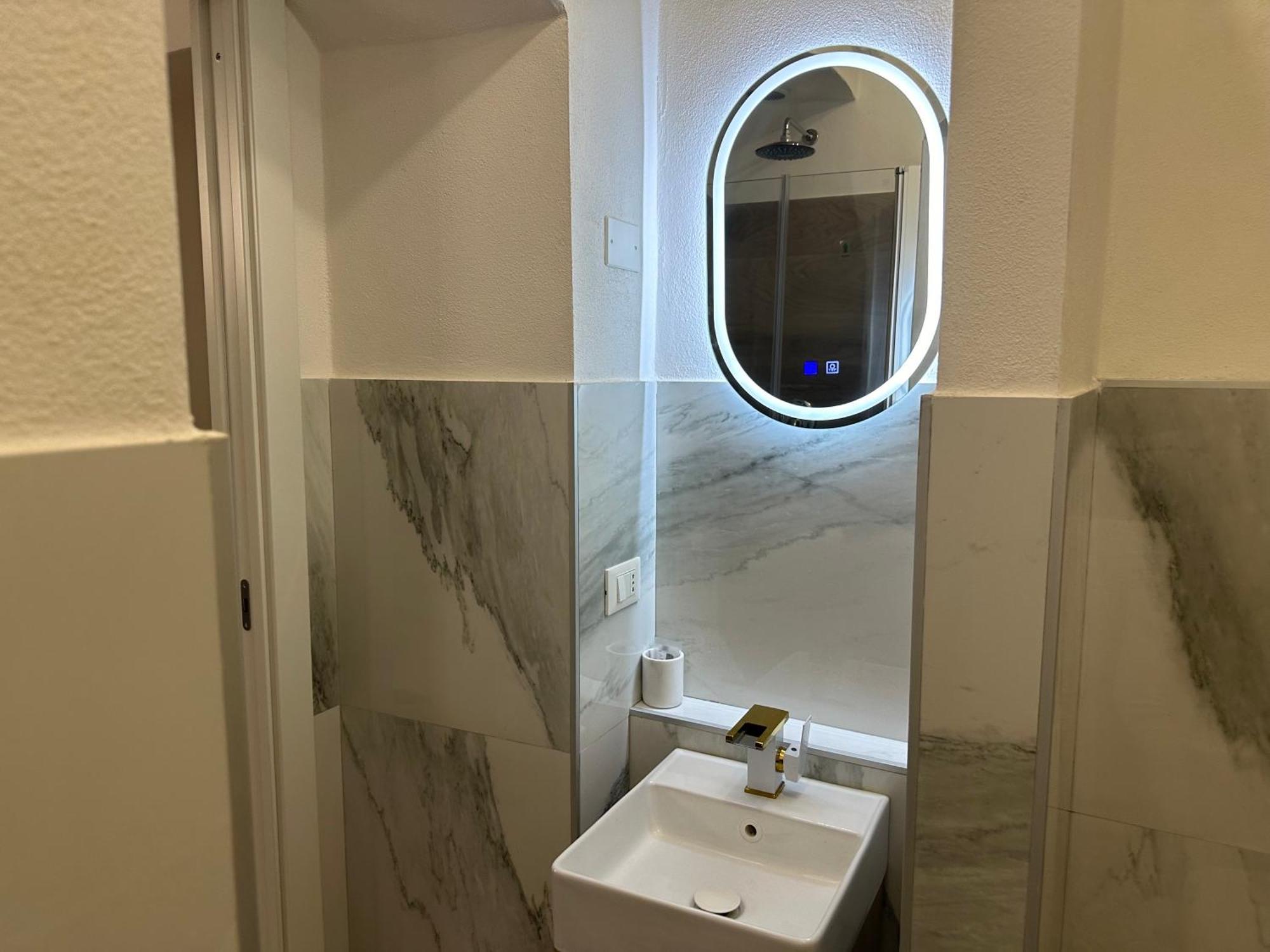Apartamento La Spezia Centrale 5 Terre White House Exterior foto
